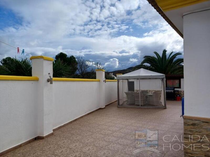 4 soverom Villa til salgs 4 soverom Villa til salgs