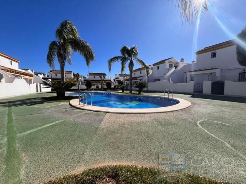 2 Schlafzimmer Duplex zu verkaufen