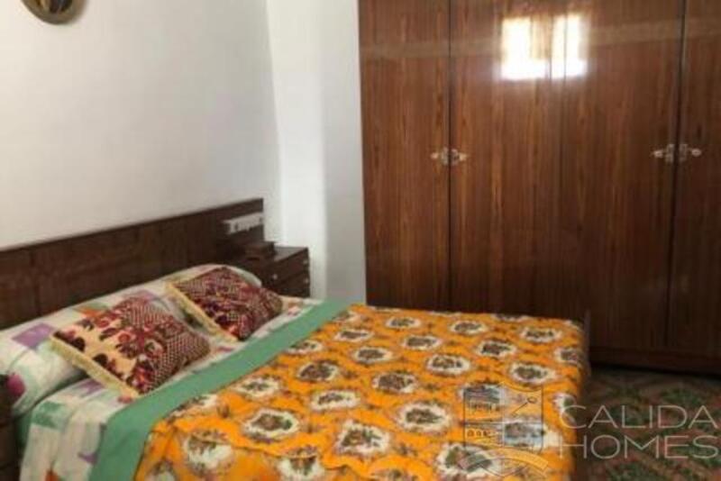 6 soveværelse Landsted til salg