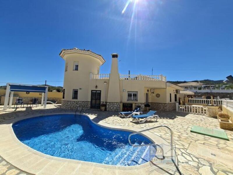 Villa à vendre dans Arboleas, Almería