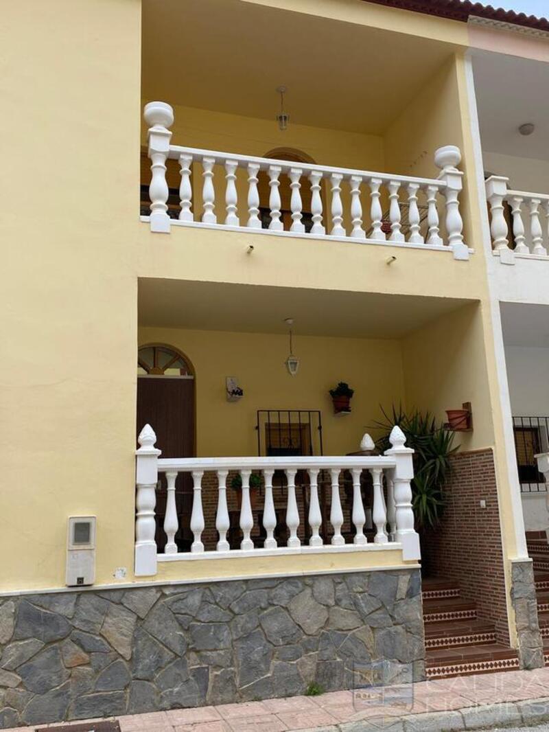 3 bedroom Townhouse for sale