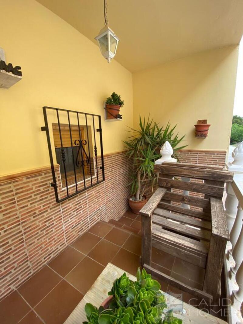 3 bedroom Townhouse for sale