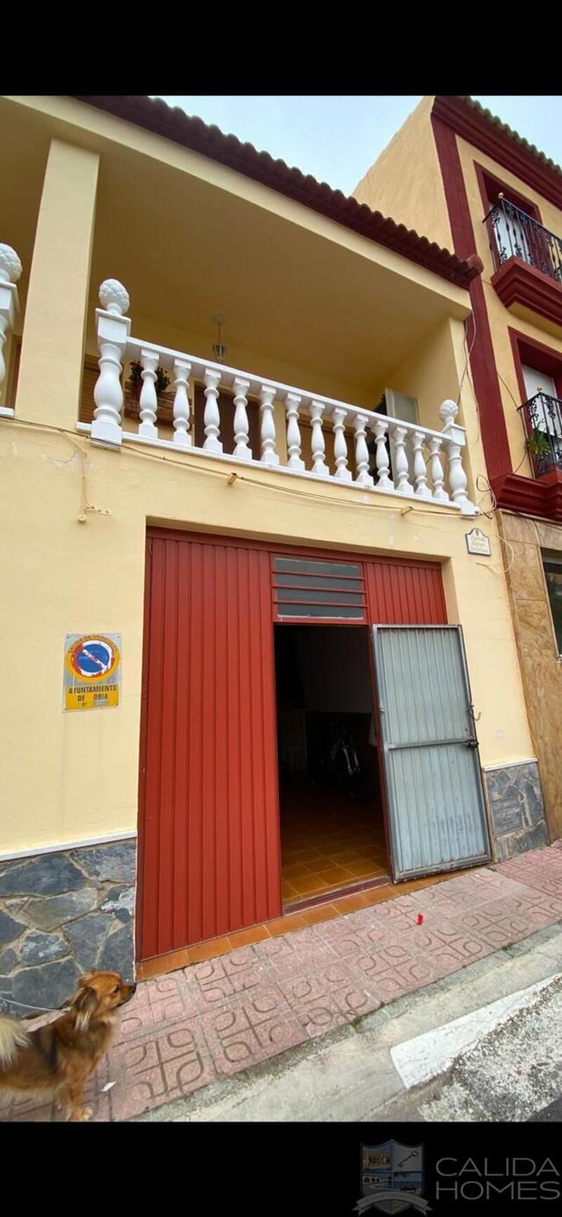 3 bedroom Townhouse for sale