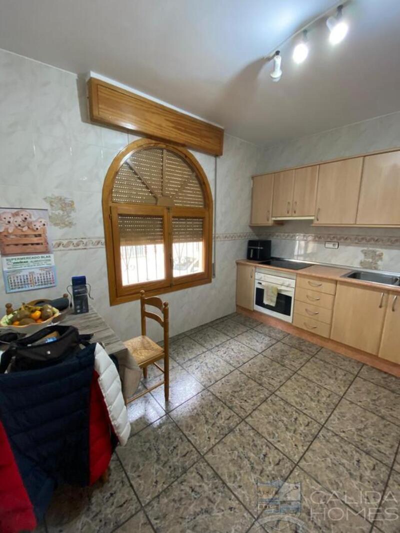 3 bedroom Townhouse for sale