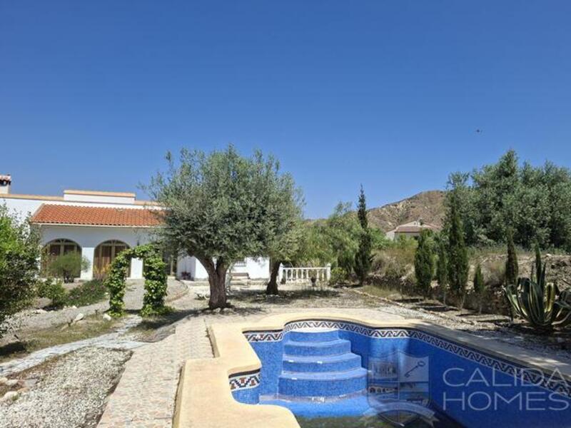 3 bedroom Villa for sale