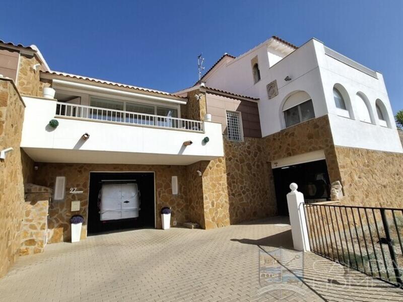 4 Cuarto Casa de Campo en venta