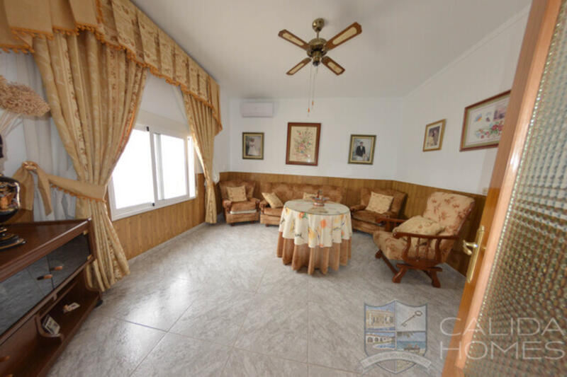 4 Schlafzimmer Landhaus zu verkaufen 4 Schlafzimmer Landhaus zu verkaufen