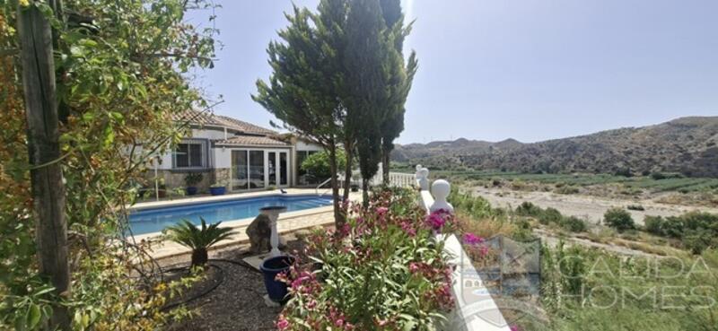 3 bedroom Villa for sale