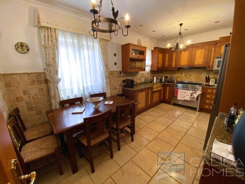 4 bedroom Villa for sale 4 bedroom Villa for sale