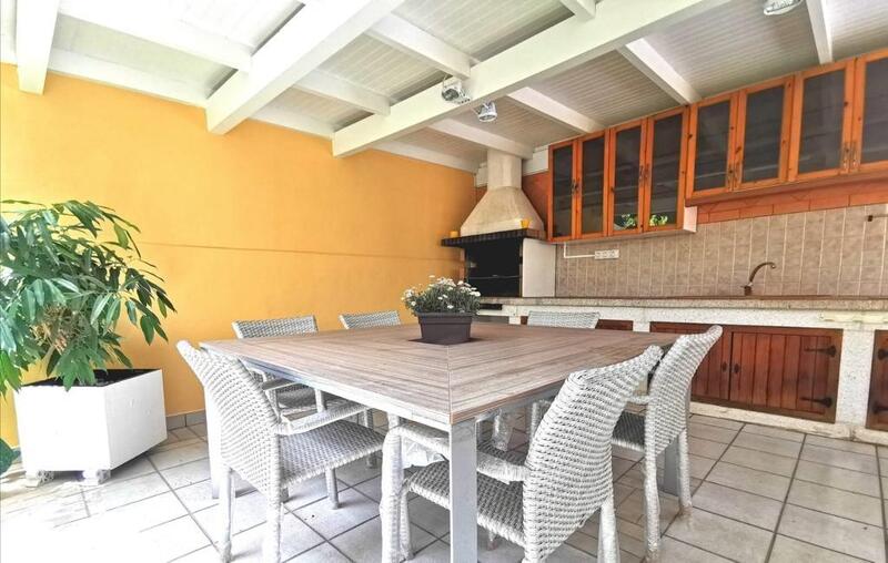 8 soverom Villa til salgs