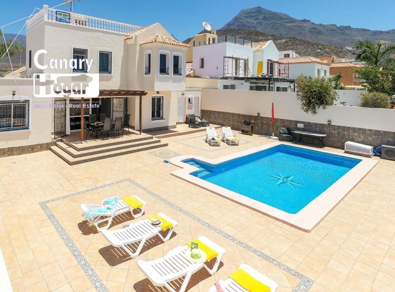 6 bedroom Villa for sale