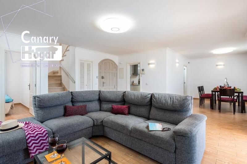 6 bedroom Villa for sale