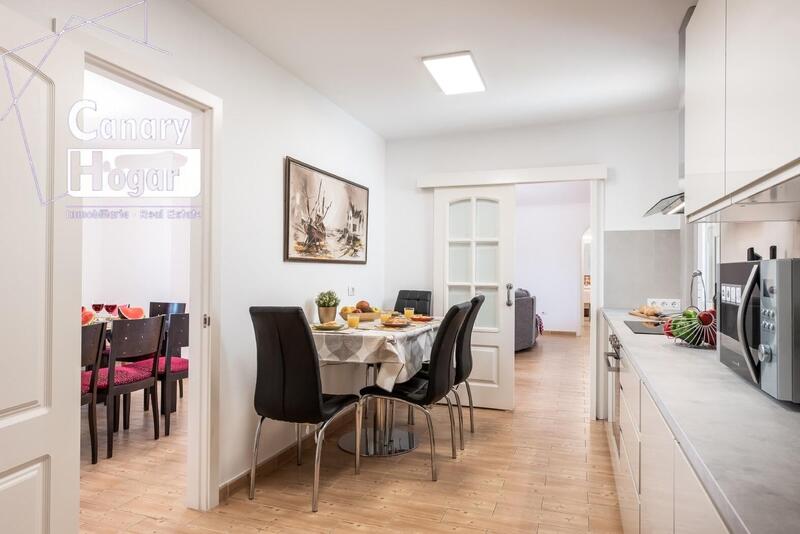 6 bedroom Villa for sale