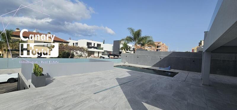 Villa for sale in Adeje, Tenerife