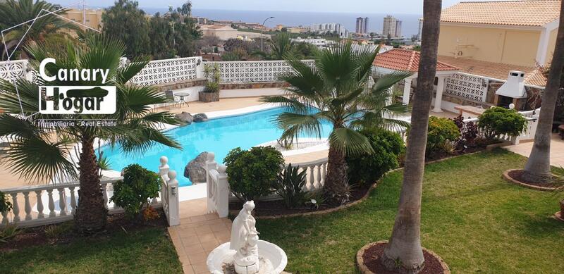 13 bedroom Villa for sale