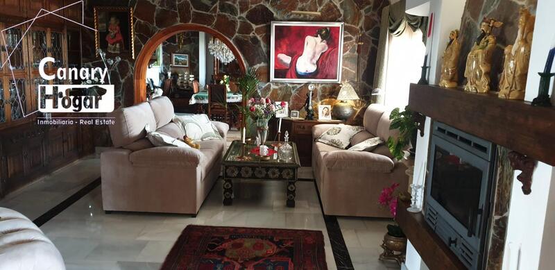 13 bedroom Villa for sale