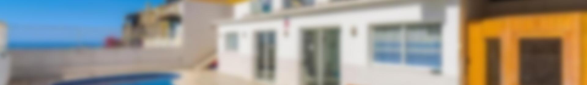 10 bedroom Villa for sale