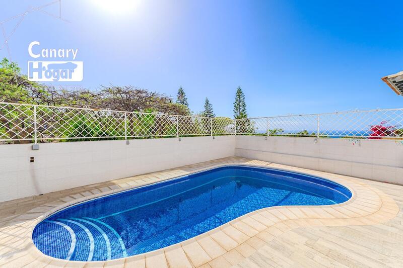 10 bedroom Villa for sale
