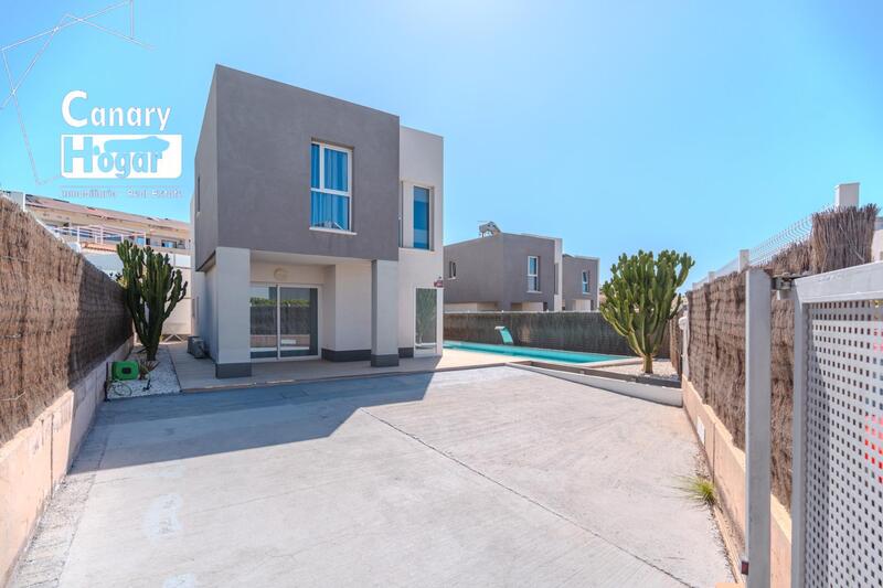 Villa for sale in Adeje, Tenerife