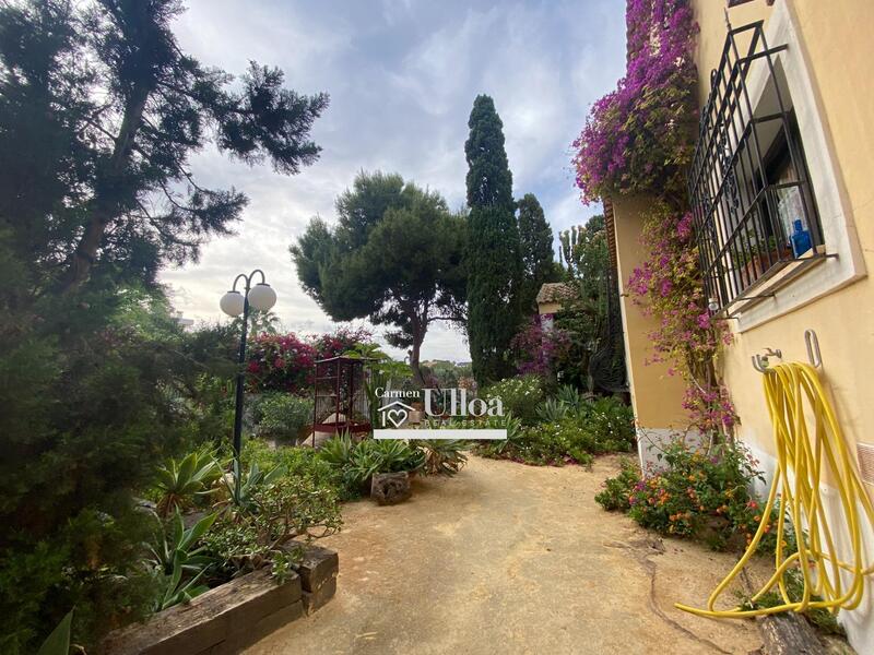 6 Cuarto Casa Cueva en venta
