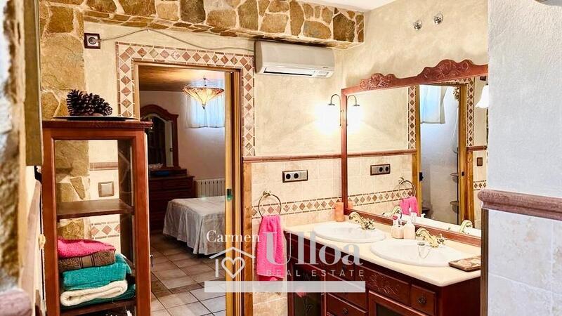 4 bedroom Villa for sale
