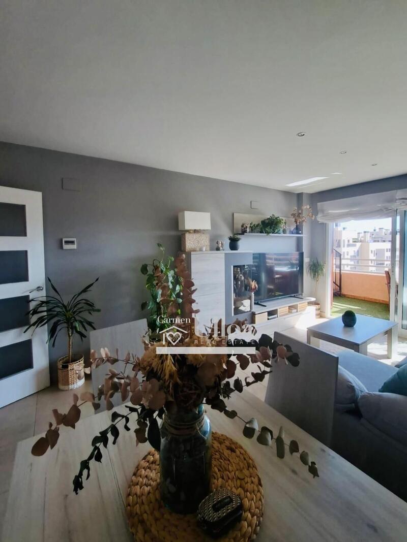 2 bedroom Apartment for sale