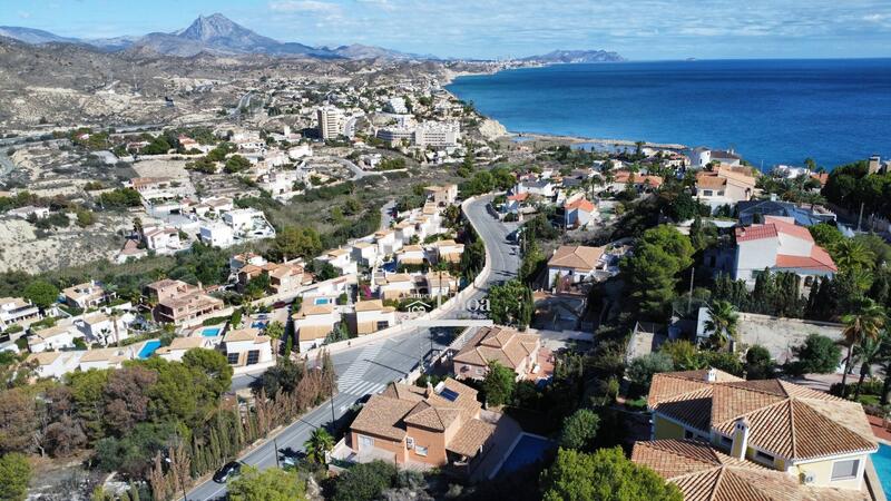 4 bedroom Villa for sale