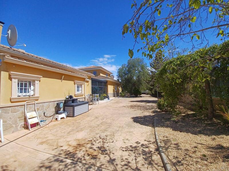 5 soveværelse Villa til salg