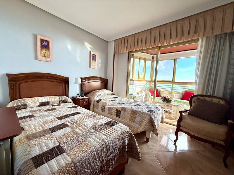 4 chambre Appartement à vendre