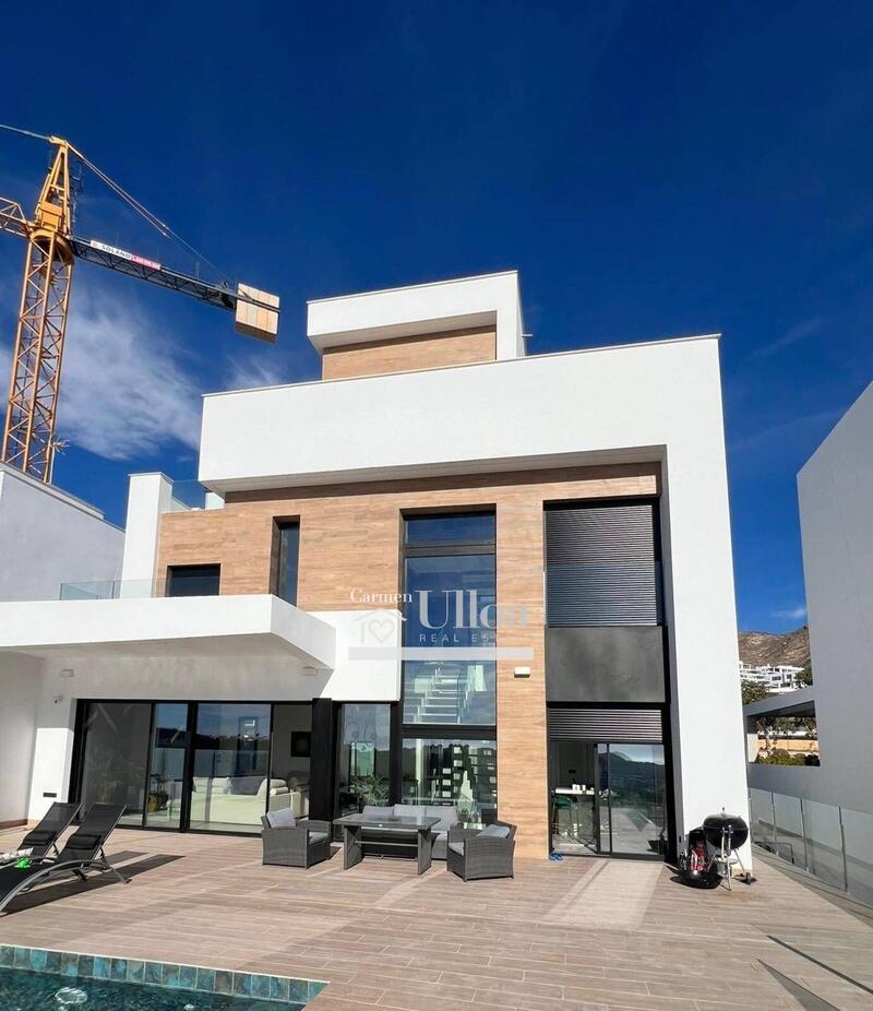 3 bedroom Villa for sale