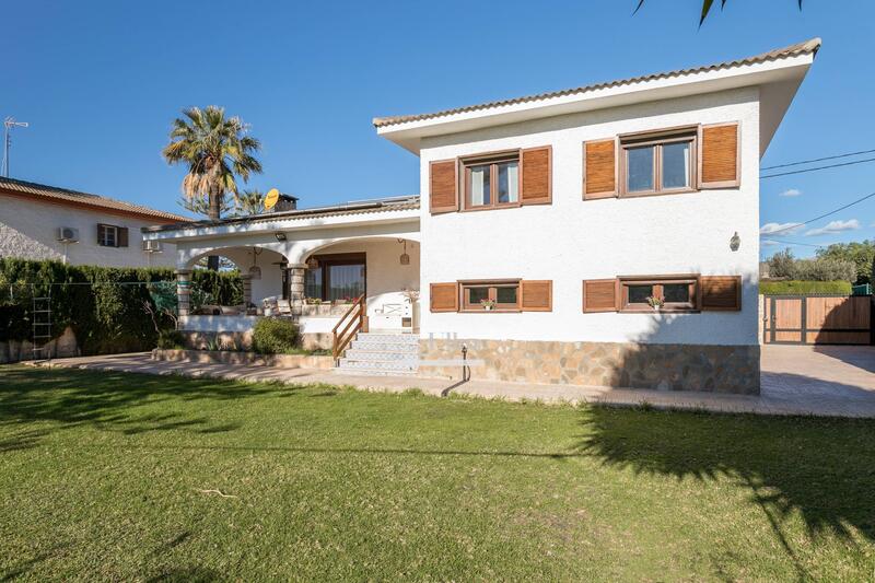 Villa à vendre dans El Campello, Alicante