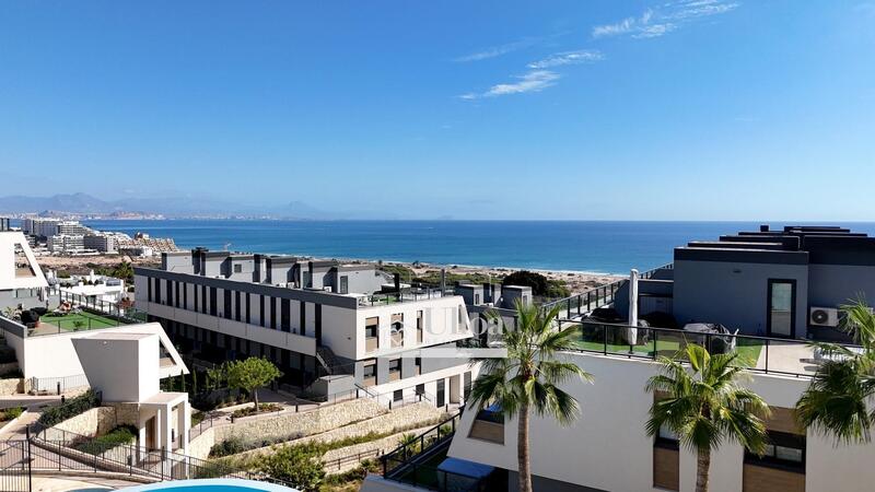 3 bedroom Apartment for sale