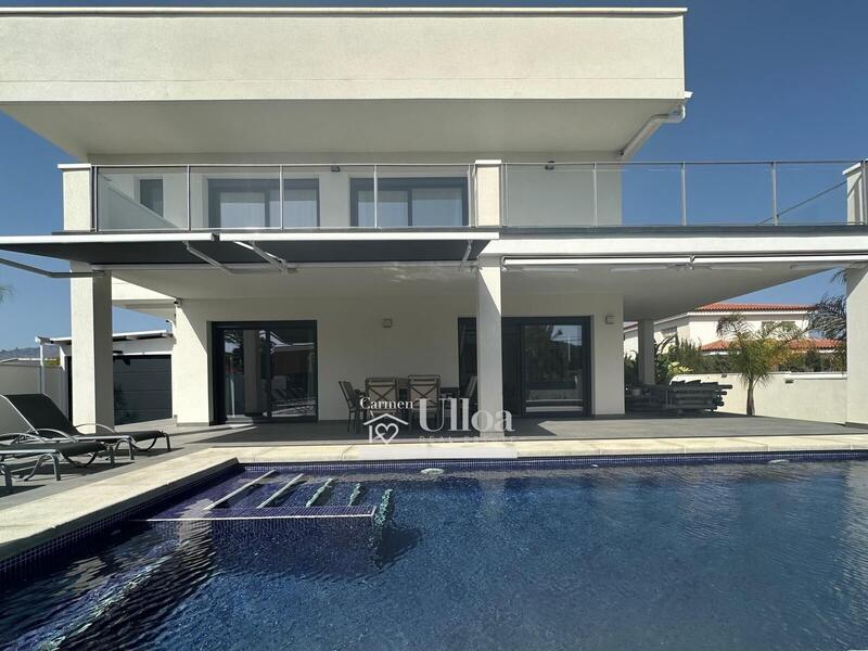 5 bedroom Villa for sale