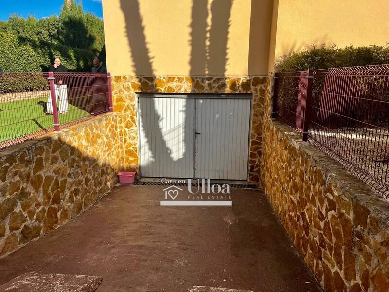 5 bedroom Villa for sale