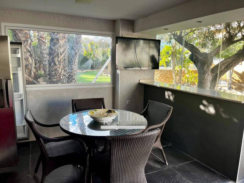 5 bedroom Villa for sale