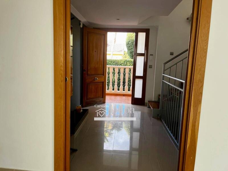 5 bedroom Villa for sale