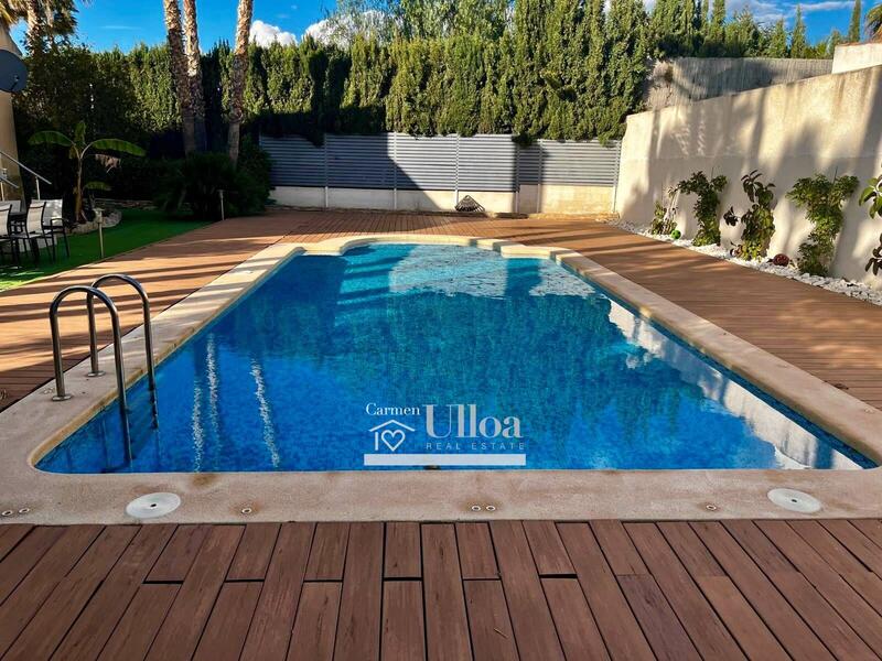 5 bedroom Villa for sale