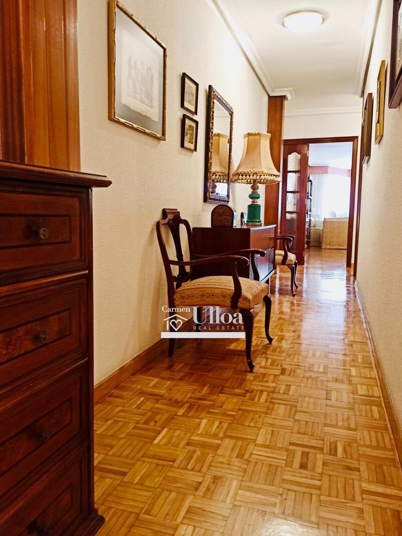 4 bedroom Apartment for sale