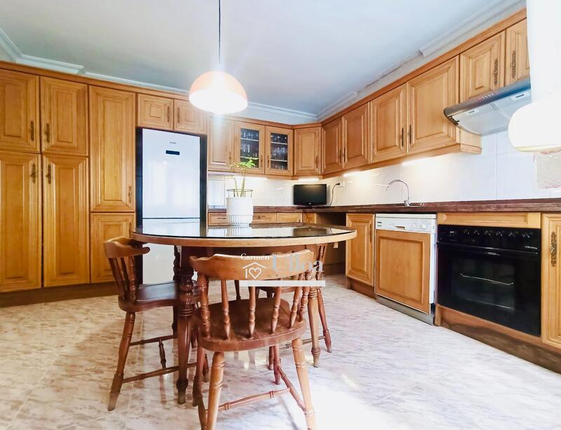 4 bedroom Apartment for sale