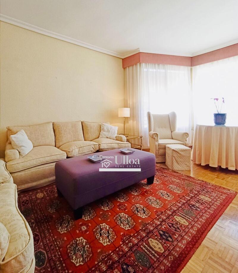 4 bedroom Apartment for sale