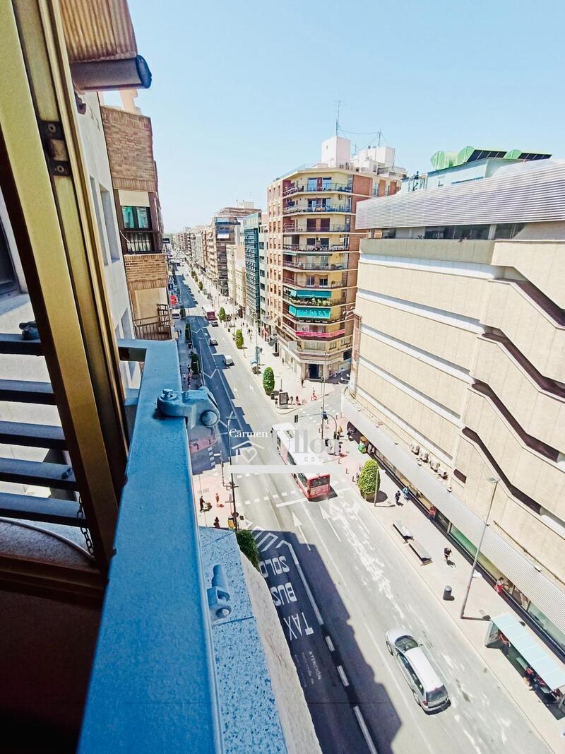 4 bedroom Apartment for sale