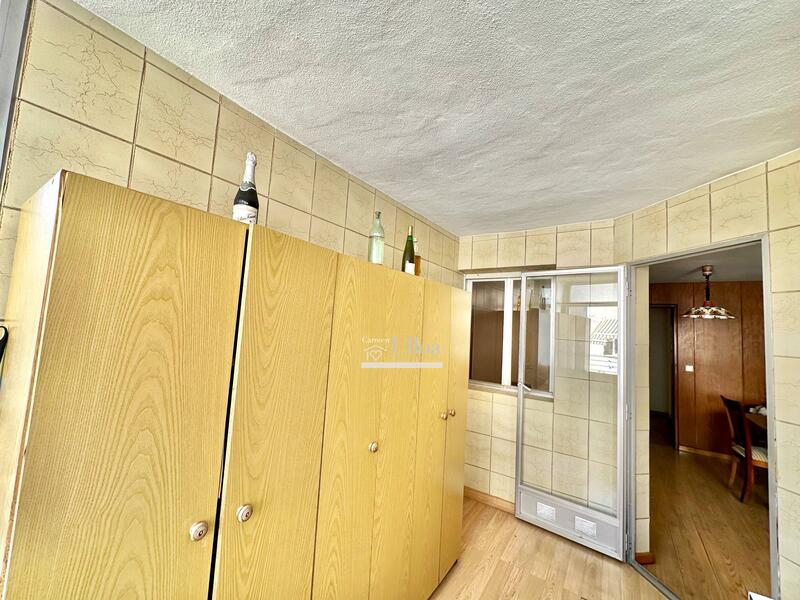 4 bedroom Apartment for sale