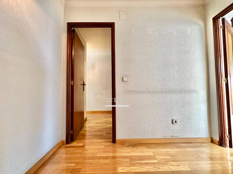 4 bedroom Apartment for sale