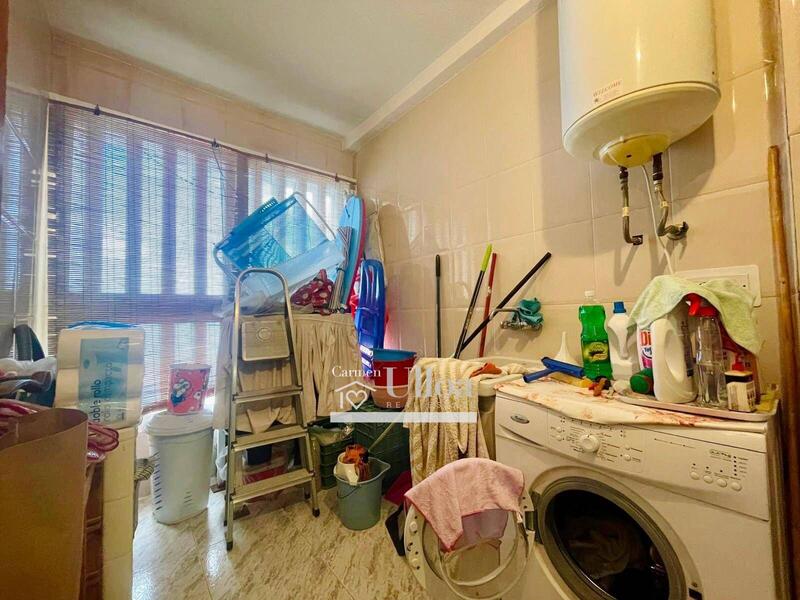 5 bedroom Apartment for sale