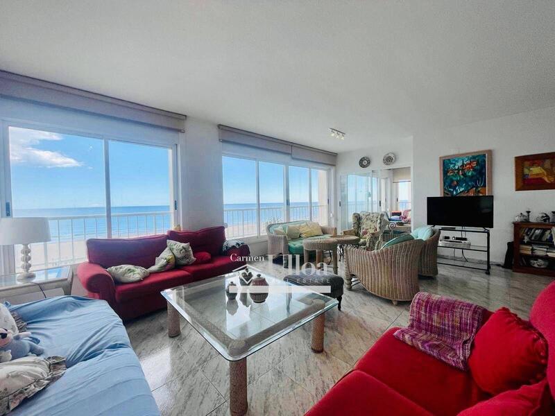 5 bedroom Apartment for sale