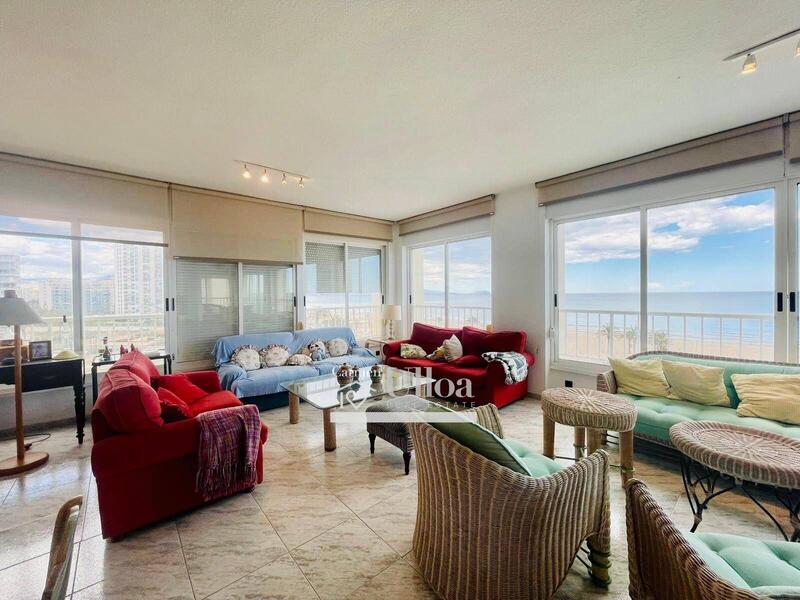 5 bedroom Apartment for sale