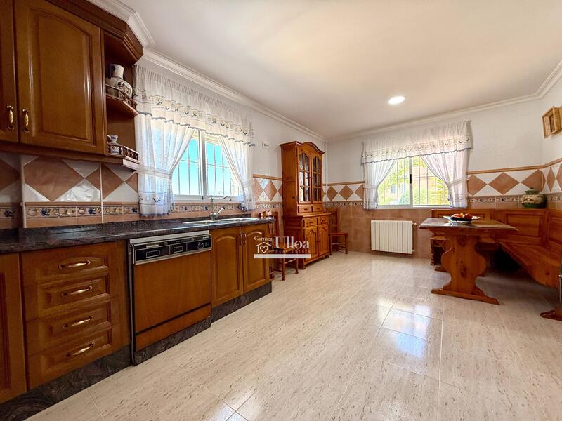 7 Cuarto Villa en venta