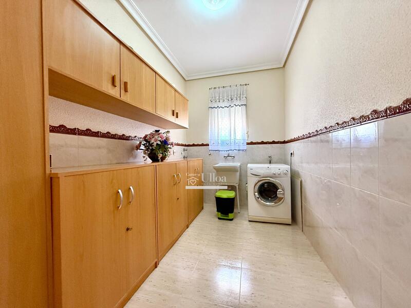 7 Cuarto Villa en venta