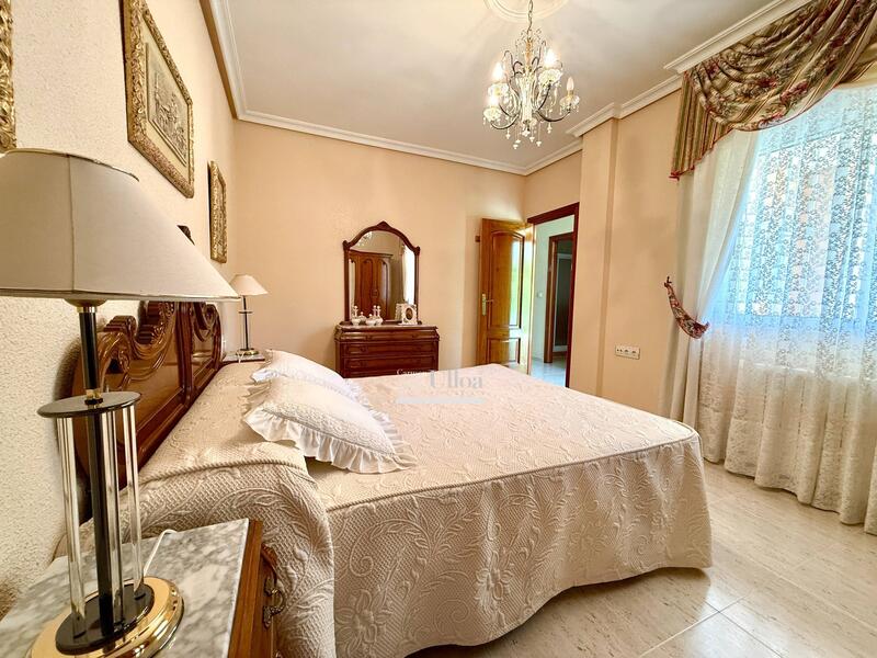 7 Cuarto Villa en venta