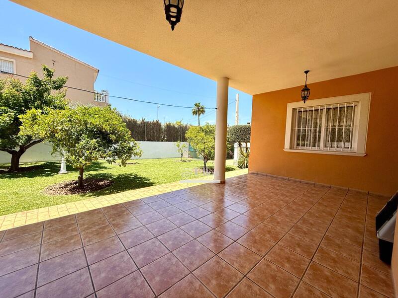 7 Cuarto Villa en venta